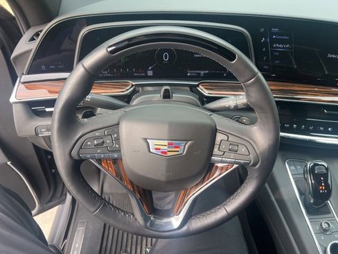 Used 2023 Cadillac Escalade ESV Premium Luxury w/ Performance Package image 7