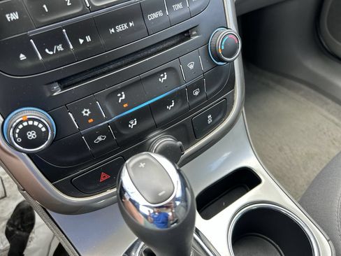 Used 2015 Chevrolet Malibu LS w/ Protection Package FWD image 28