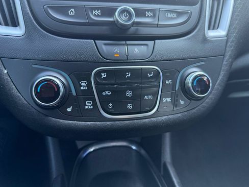 Used 2024 Chevrolet Malibu LT FWD image 14