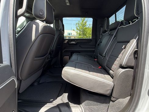 Used 2025 GMC Sierra 2500 AT4X AWD/4WD image 14