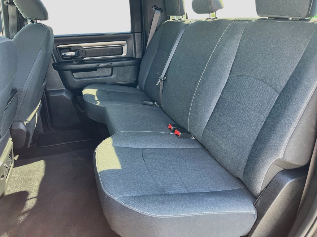 Used 2022 RAM 1500 Warlock AWD/4WD image 22