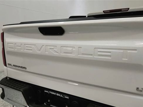Used 2022 Chevrolet Silverado 1500 LT image 16
