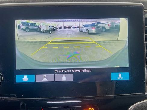 Used 2021 Honda Pilot EX image 22