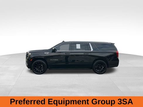 Used 2022 GMC Yukon XL SLE w/ Gmc Pro Safety Plus Package image 2