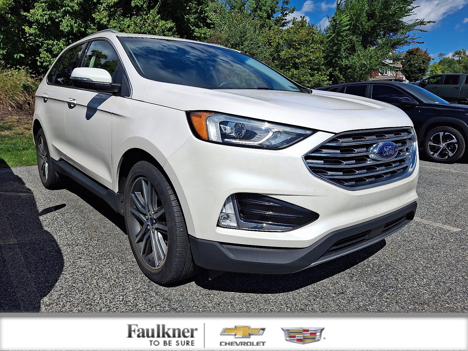 Used 2019 Ford Edge Titanium w/ Cold Weather Package AWD/4WD image 1