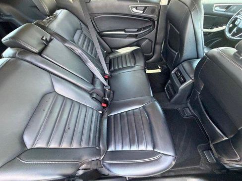 Used 2024 Ford Edge SEL AWD/4WD image 12