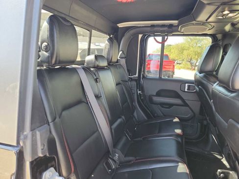 Used 2020 Jeep Gladiator Rubicon image 13