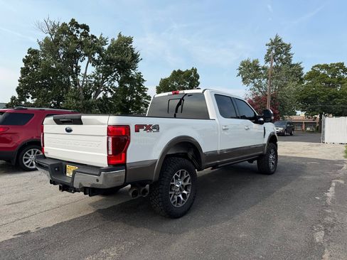 Used 2022 Ford F250 Lariat w/ Lariat Ultimate Package AWD/4WD image 6