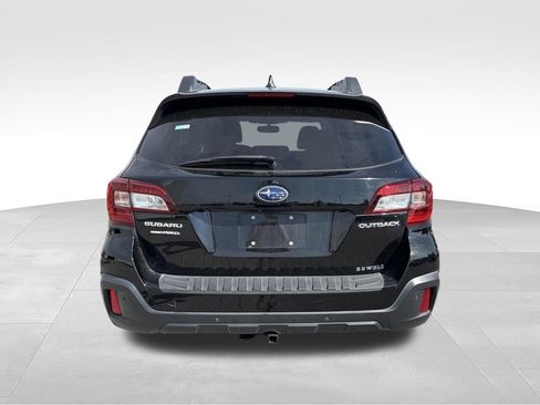 Used 2018 Subaru Outback 2.5i Limited AWD/4WD image 5