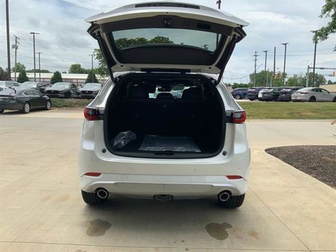 New 2025 MAZDA CX-5 Signature image 6