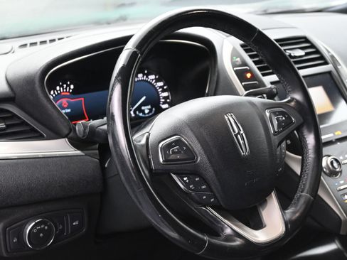 Used 2017 Lincoln MKC Select w/ Select Plus Package image 15