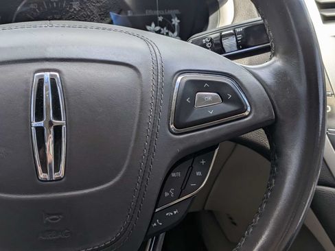 Used 2017 Lincoln MKZ Premiere FWD image 23