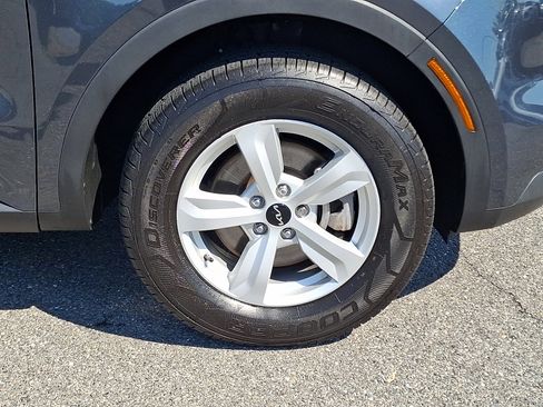 Used 2022 Kia Sorento LX AWD/4WD image 8