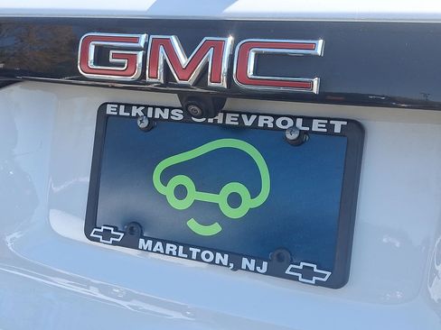 Certified 2023 GMC Acadia SLE w/ Driver Convenience Package AWD/4WD image 24