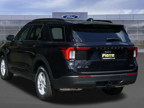 New 2026 Ford Explorer Active AWD/4WD image 8