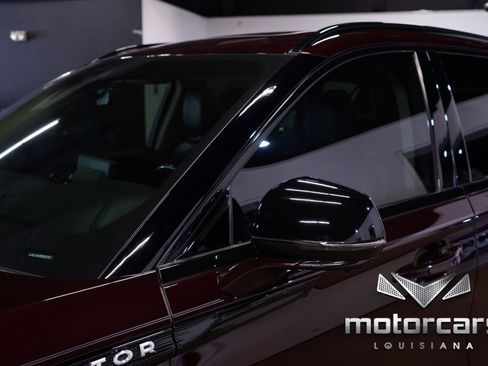 Used 2023 Lincoln Aviator Reserve w/ Jet Package image 12