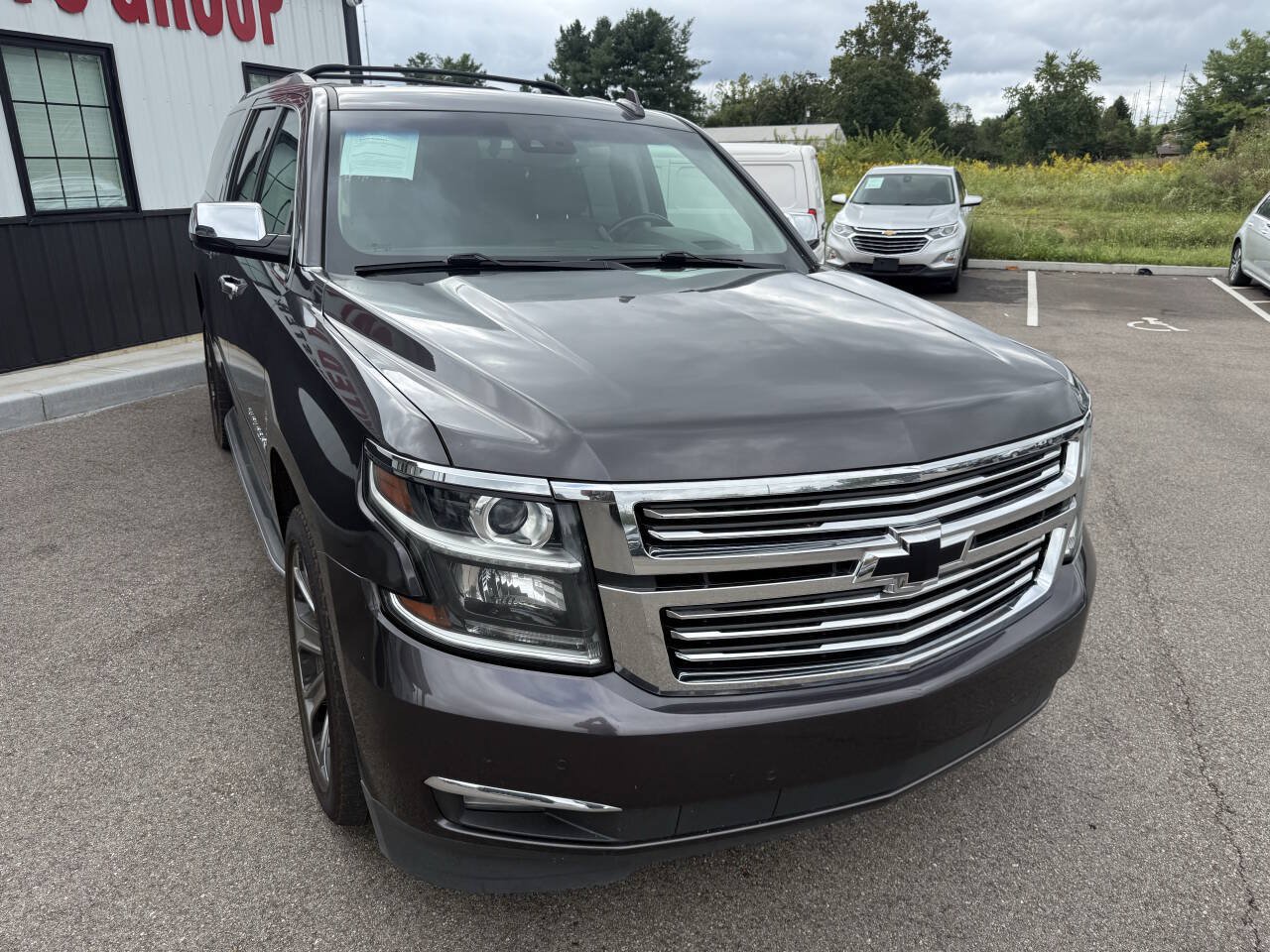 Used 2018 Chevrolet Suburban Premier AWD/4WD image 4