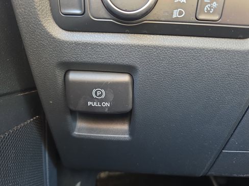 Certified 2022 Ford F150 XLT w/ Equipment Group 302A High image 37