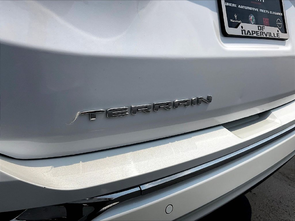 Used 2023 GMC Terrain Denali w/ Denali Premium Package AWD/4WD image 23