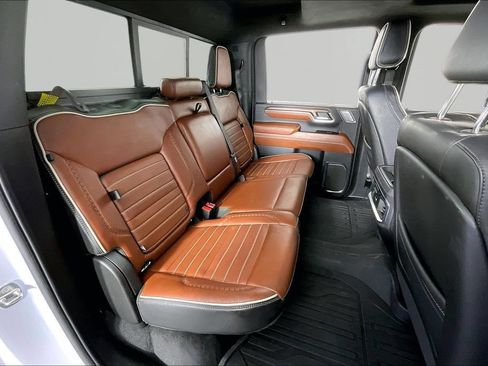 Certified 2024 GMC Sierra 2500 Denali Ultimate AWD/4WD image 23