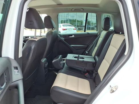 Used 2017 Volkswagen Tiguan Wolfsburg Edition AWD/4WD image 6