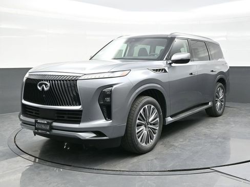 Used 2026 INFINITI QX80 Luxe AWD/4WD image 2
