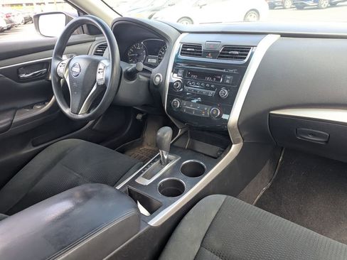 Used 2015 Nissan Altima 2.5 S w/ Power Driver Seat Package FWD image 31