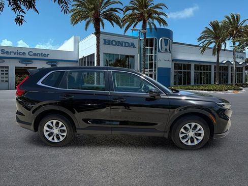 Used 2024 Honda CR-V LX image 9
