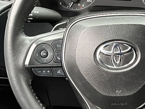 Used 2024 Toyota Corolla Cross AWD Hybrid image 12