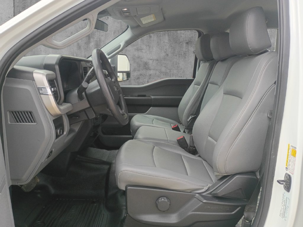 Used 2026 Ford F250 XL AWD/4WD image 9