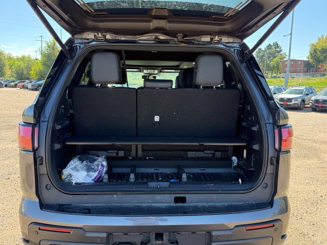 Used 2025 Toyota Sequoia TRD Pro AWD/4WD image 16