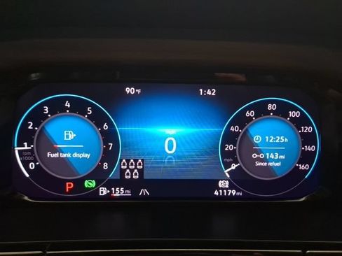 Used 2024 Volkswagen Atlas SE w/ Black Wheel Package FWD image 23