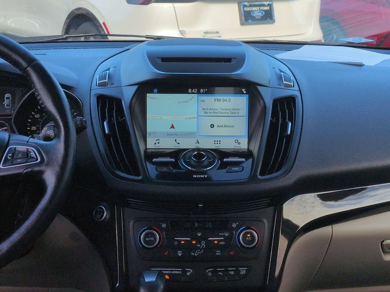 Used 2018 Ford Escape Titanium w/ Ford Safe & Smart Package FWD image 18