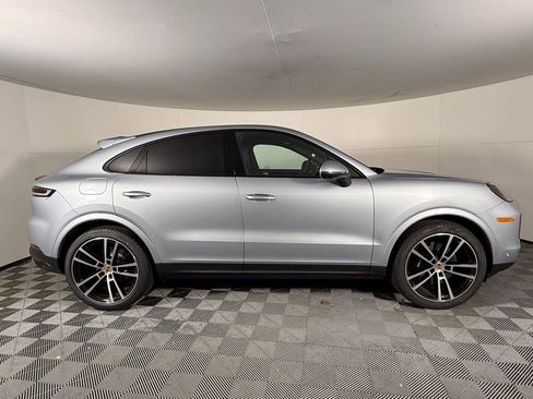 New 2026 Porsche Cayenne Coupe image 8