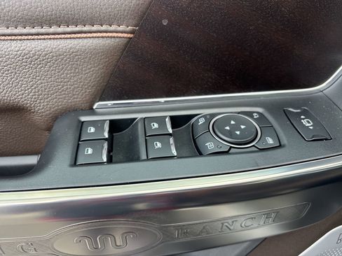 Used 2025 Ford F250 King Ranch w/ Chrome Package image 16