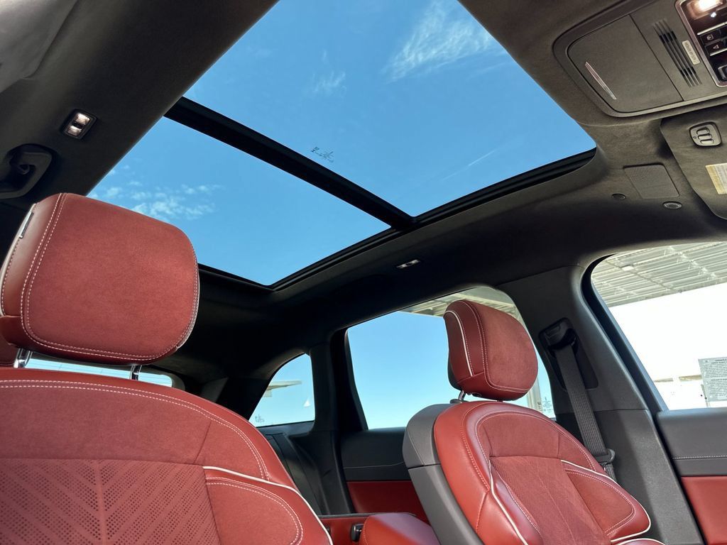 Certified 2024 Lincoln Nautilus Black Label AWD/4WD image 16