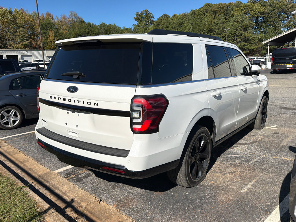 Used 2023 Ford Expedition Limited RWD image 6