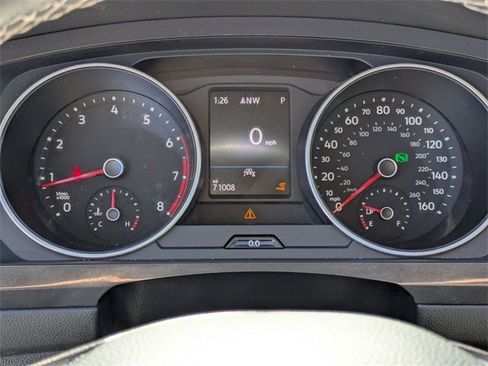 Used 2021 Volkswagen Tiguan SE image 19