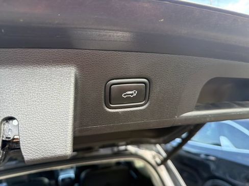 Used 2022 Kia Telluride SX w/ SX Prestige Package AWD/4WD image 29