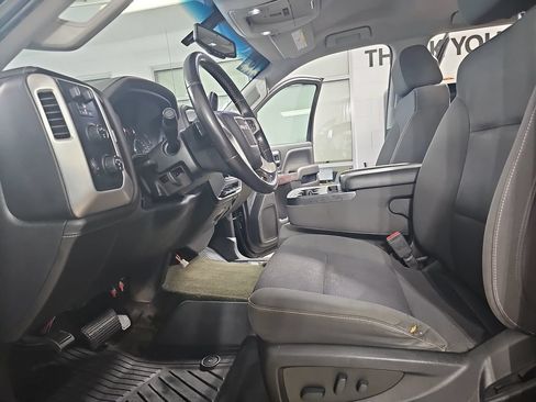 Certified 2018 GMC Sierra 2500 SLE w/ HD SLE Preferred Plus Package AWD/4WD image 18
