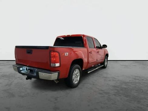 Used 2013 GMC Sierra 1500 SLT w/ SLT Convenience Package AWD/4WD image 3