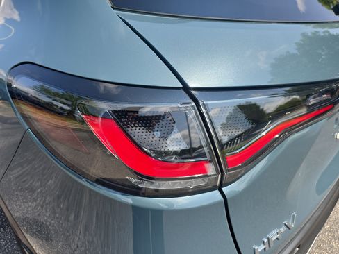 Used 2024 Honda HR-V Sport image 32