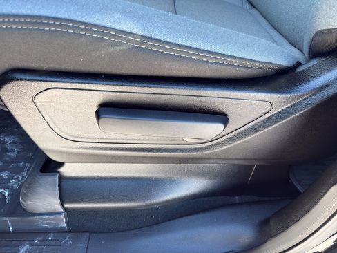 Used 2023 RAM 1500 Big Horn image 15