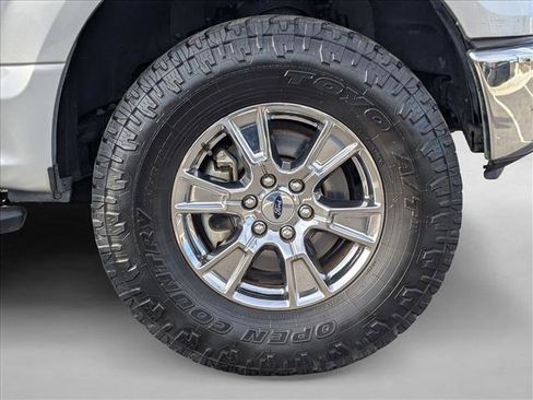 Used 2016 Ford F150 XLT w/ Equipment Group 302A Luxury image 24