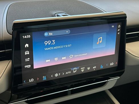 New 2026 Lincoln Nautilus Reserve AWD/4WD image 17