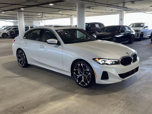 Certified 2025 BMW 330i Sedan image 2