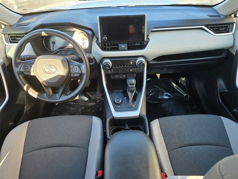 Certified 2025 Toyota RAV4 XLE image 20