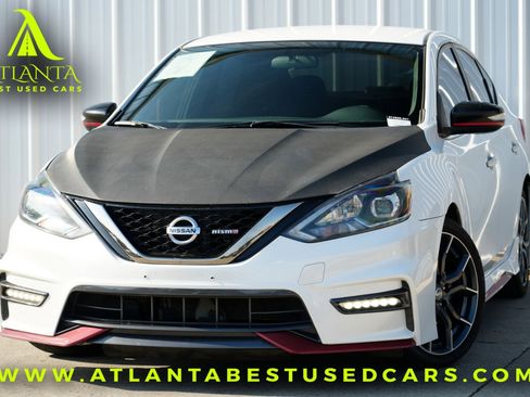 Used 2019 Nissan Sentra NISMO image 1
