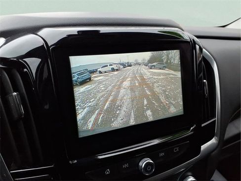 Used 2019 Chevrolet Traverse LT w/ LPO, Blackout Package image 21