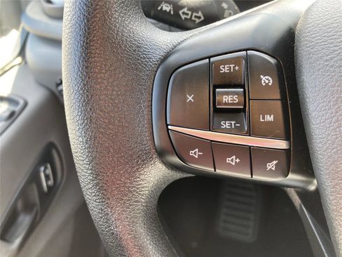 Used 2024 Ford Transit 350 XLT image 18